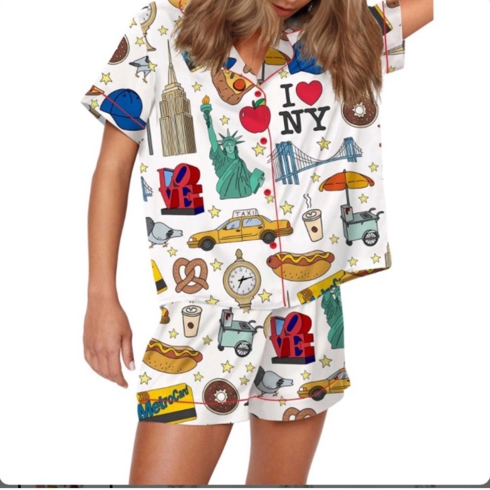 New York Themed Women’s Satin Pajama Set